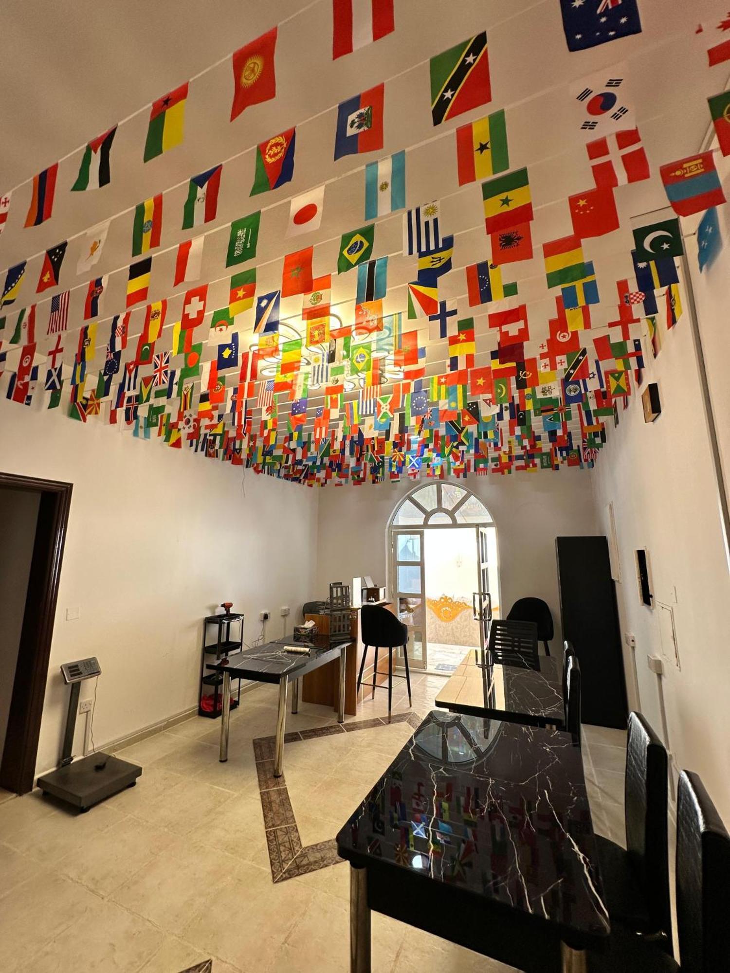 International Abu-Dhabi Hostel Villa Abu Dhabi Esterno foto